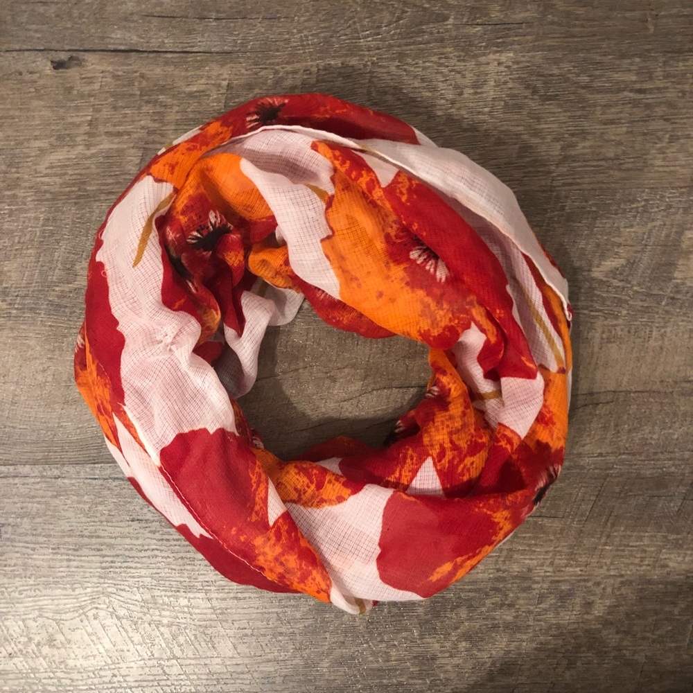 Fall floral scarf 🍁🌹